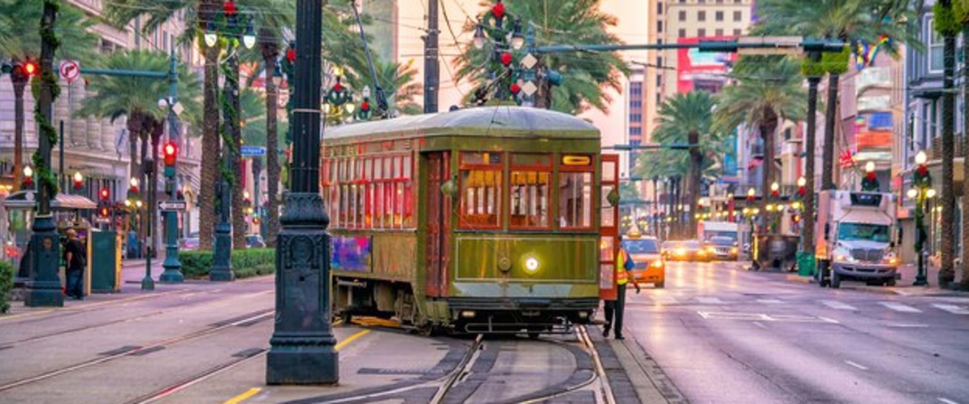 Is public transportation free in new orleans?